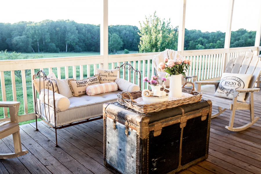 Swoon Worthy Outdoor Spaces 3